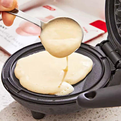 METOLİ Mini Waffle Makinesi – Kompakt, Yapışmaz, 500W